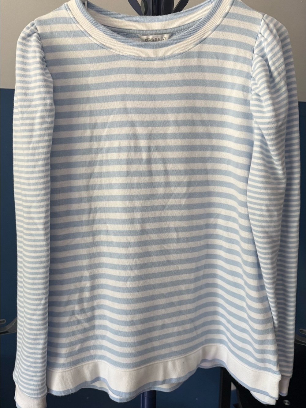 Crown & Ivy Blue White Striped Puff Sleeve Sweatshirt Women’s L